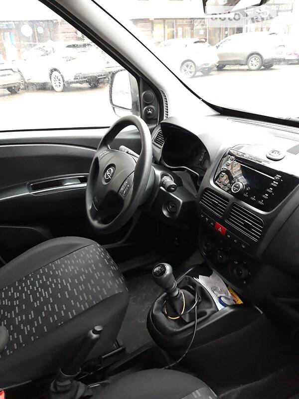 Вантажний фургон Opel Combo 2017 в Полтаві фото 9 Вантажний фургон Opel Combo 2017 в Полтаві