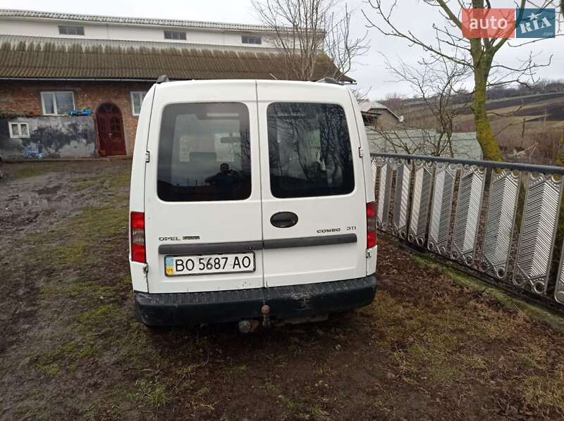 Мінівен Opel Combo 2004 в Бучачі