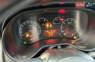 Минивэн Opel Combo 2012 в 