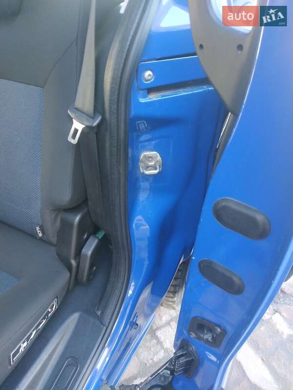 Минивэн Opel Combo 2012 в Виннице