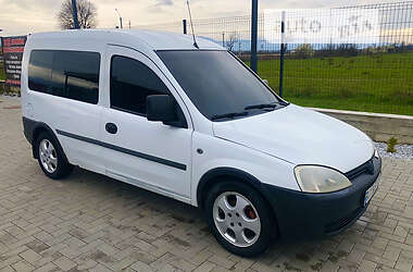 Минивэн Opel Combo 2003 в 