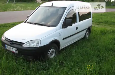 Opel Combo 2004