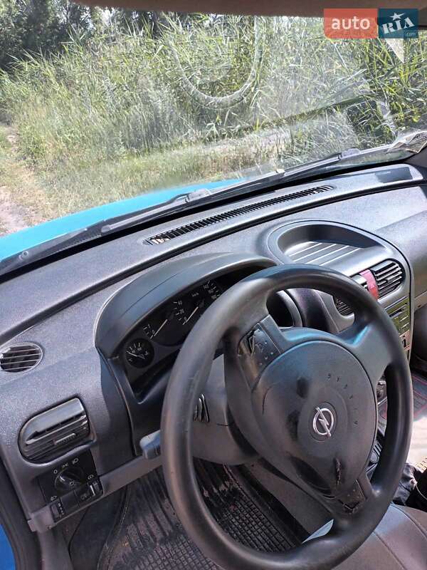 Минивэн Opel Combo 2003 в Славянске