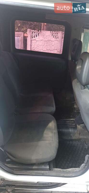 Мінівен Opel Combo 2009 в Овручі