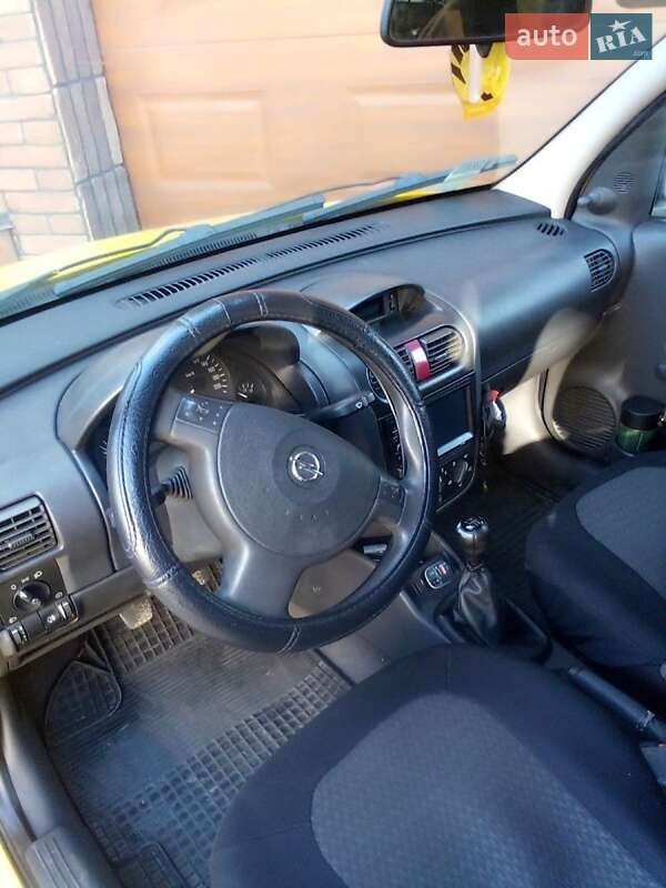 Мінівен Opel Combo 2008 в Чернівцях