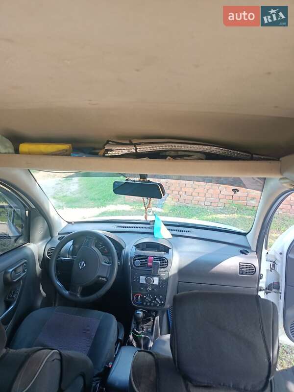 Минивэн Opel Combo 2006 в Лубнах