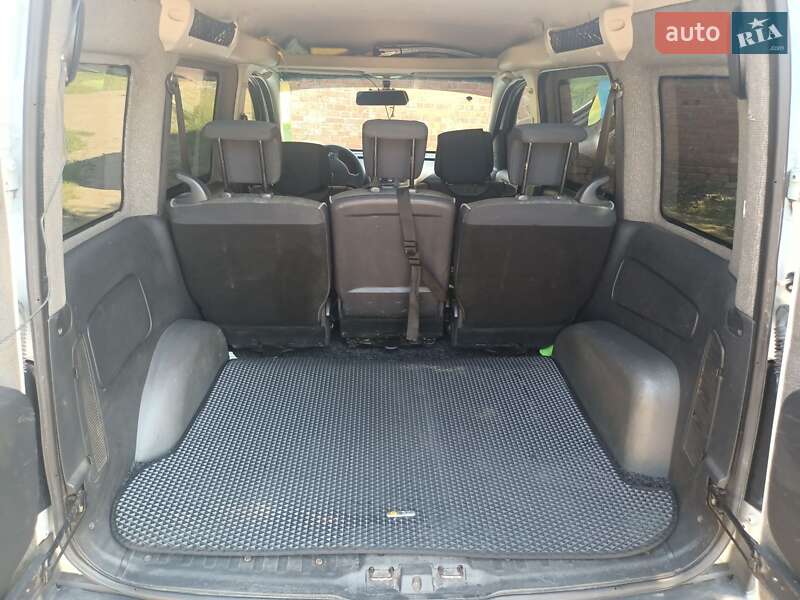 Минивэн Opel Combo 2006 в Лубнах