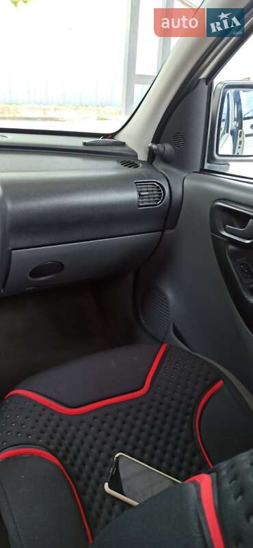 Минивэн Opel Combo 2003 в Тячеве