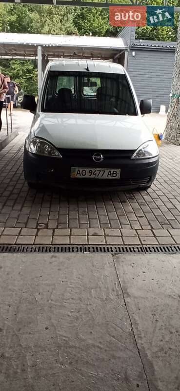Минивэн Opel Combo 2003 в Тячеве