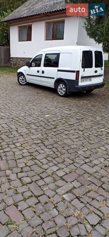 Минивэн Opel Combo 2003 в Тячеве