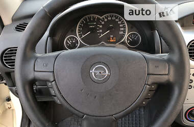 Минивэн Opel Combo 2008 в 