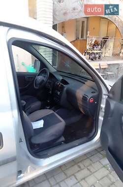 Минивэн Opel Combo 2006 в Мукачево
