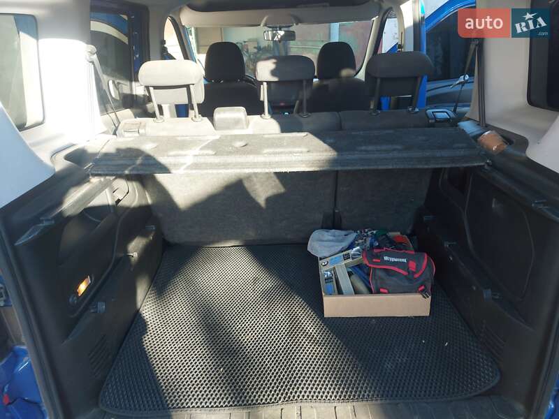 Минивэн Opel Combo 2012 в Ивановке