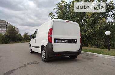 Вантажний фургон Opel Combo 2017 в Конотопі