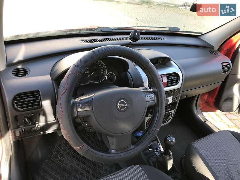 Мінівен Opel Combo 2009 в Рівному фото 18 Мінівен Opel Combo 2009 в Рівному