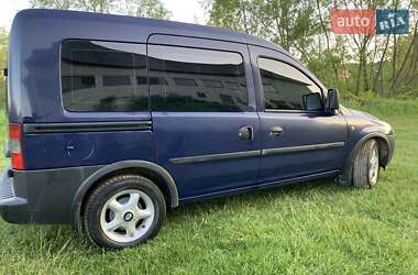 Минивэн Opel Combo 2008 в Турке