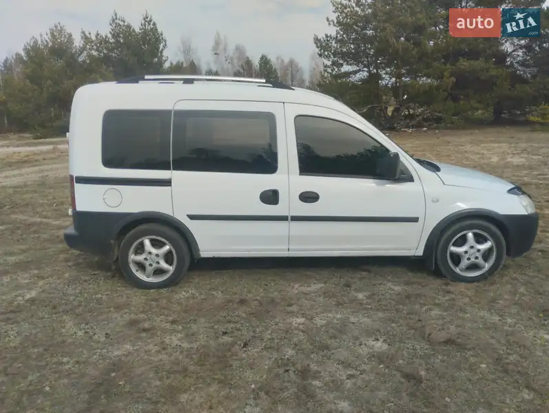 Opel Combo 2009