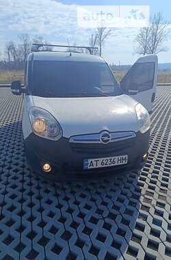 Вантажний фургон Opel Combo 2015 в Коломиї