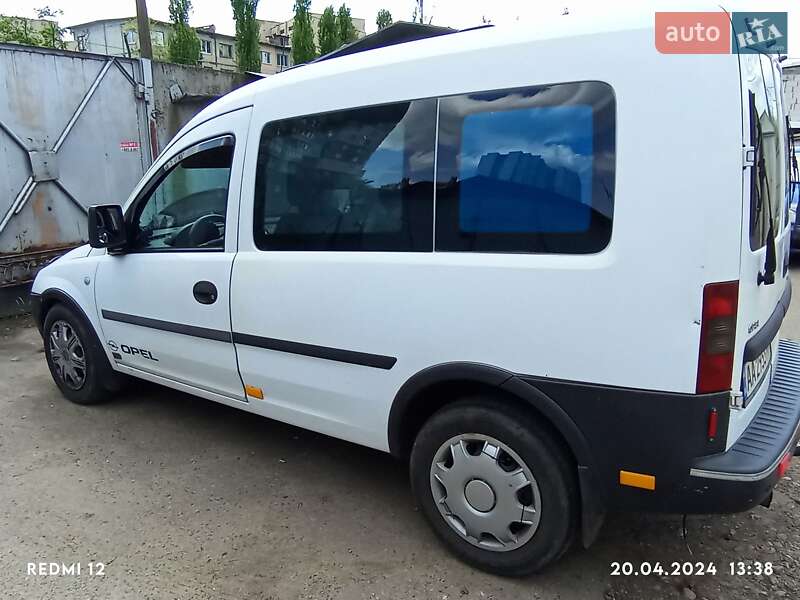 Минивэн Opel Combo 2007 в Киеве
