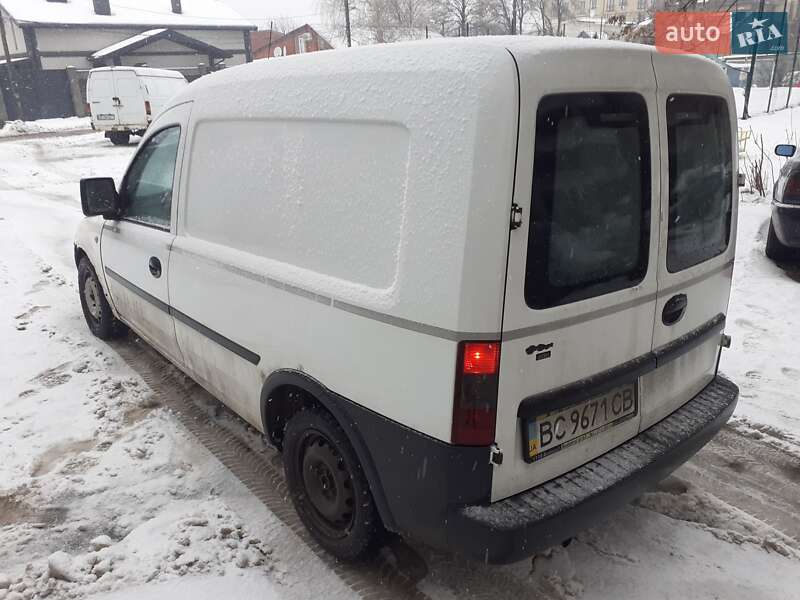 Минивэн Opel Combo 2004 в Днепре