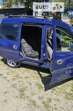 Opel Combo 2005