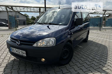 Минивэн Opel Combo 2010 в Ивано-Франковске