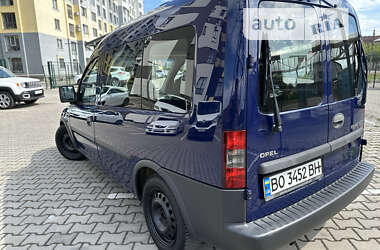 Минивэн Opel Combo 2010 в Ивано-Франковске