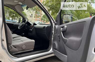 Минивэн Opel Combo 2009 в Калуше