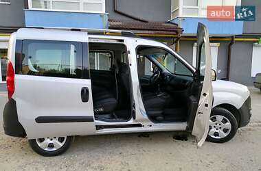 Минивэн Opel Combo 2014 в 