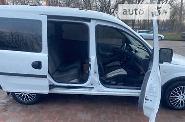 Мінівен Opel Combo 2005 в Острозі