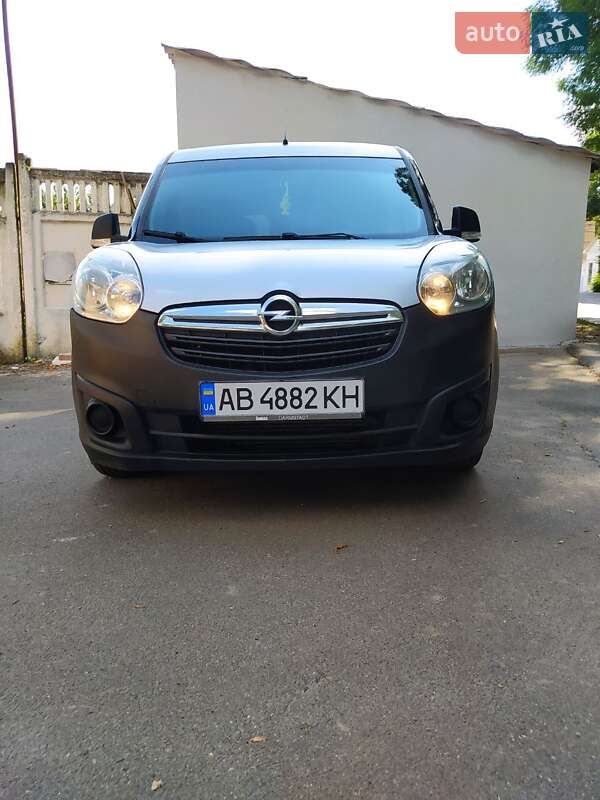 Минивэн Opel Combo 2012 в Виннице