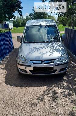 Мінівен Opel Combo 2009 в Житомирі