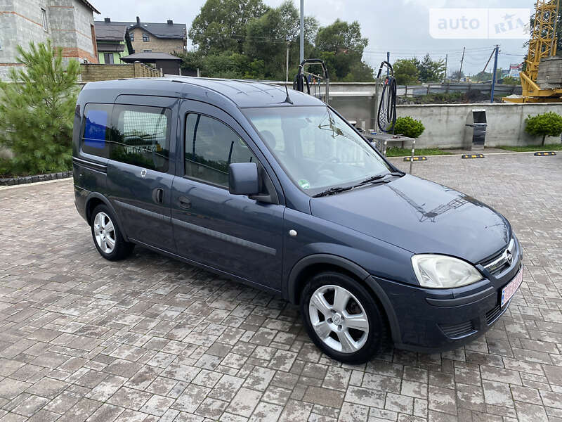 Мінівен Opel Combo 2006 в Львові