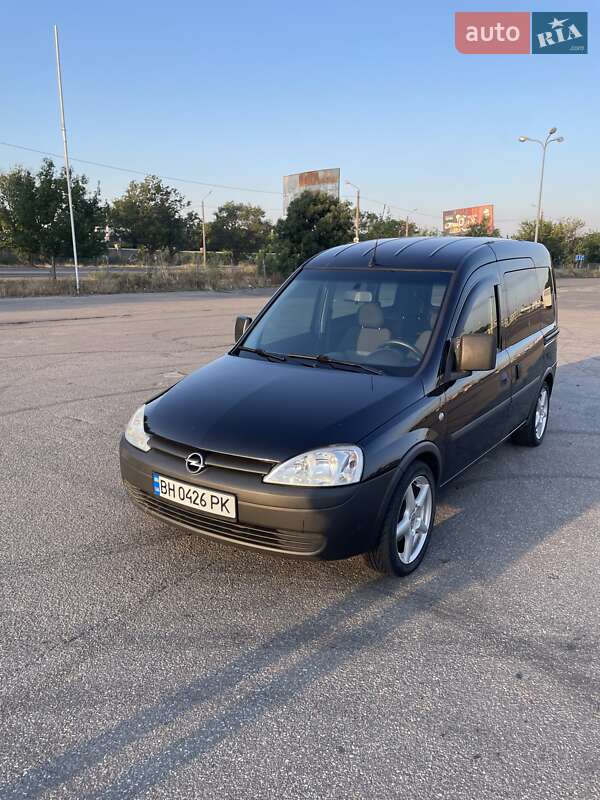 Минивэн Opel Combo 2010 в Одессе