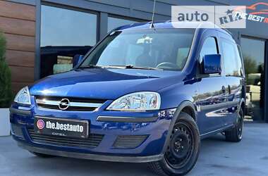 Мінівен Opel Combo 2009 в Рівному