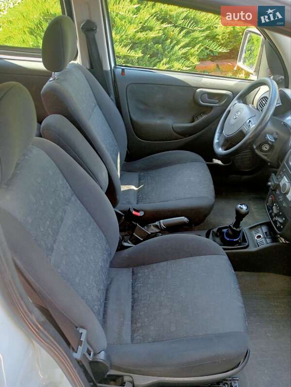 Минивэн Opel Combo 2009 в Черкассах фото 10 Минивэн Opel Combo 2009 в Черкассах