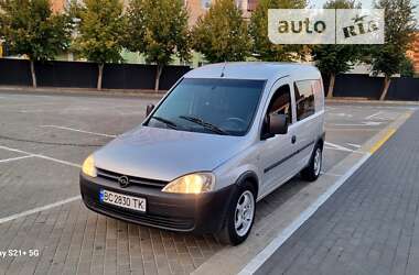 Минивэн Opel Combo 2006 в Луцке