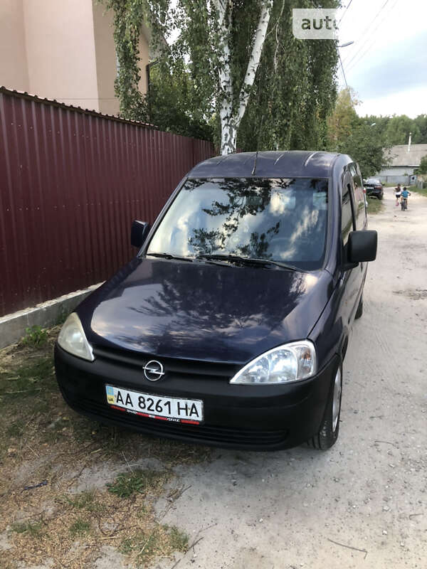 Мінівен Opel Combo 2004 в Києві