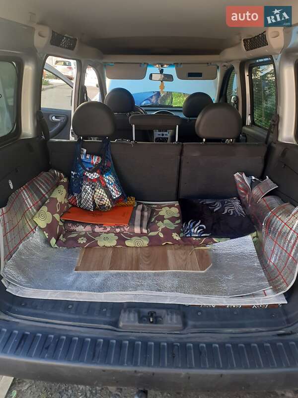 Минивэн Opel Combo 2009 в Львове