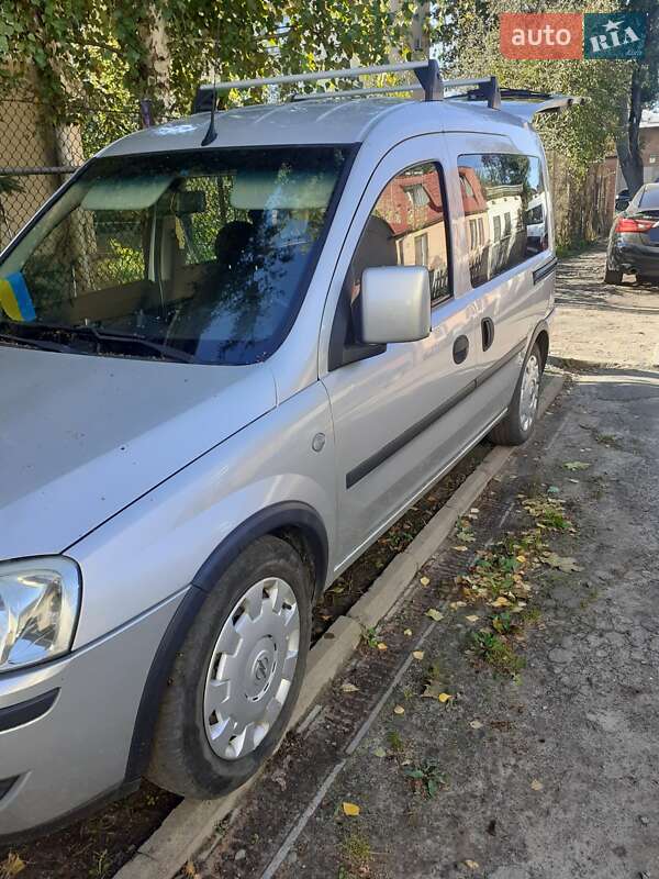 Opel Combo 2009