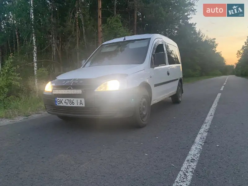 Opel Combo 2006