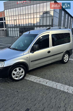 Минивэн Opel Combo 2007 в Хусте