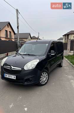 Грузопассажирский фургон Opel Combo 2015 в Киеве