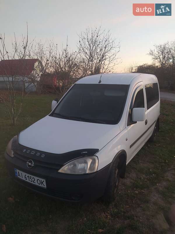 Opel Combo 2005