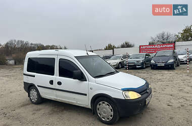 Мінівен Opel Combo 2005 в Умані