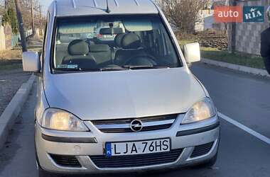 Минивэн Opel Combo 2008 в Ровно