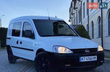 Минивэн Opel Combo 2011 в Дунаевцах