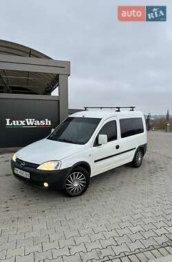 Мінівен Opel Combo 2005 в Шумську