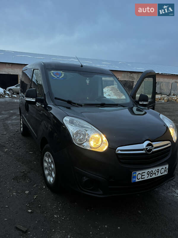 Вантажний фургон Opel Combo 2015 в Вижниці