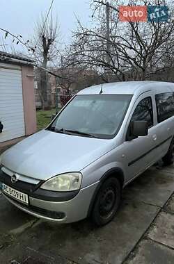 Мінівен Opel Combo 2005 в Луцьку